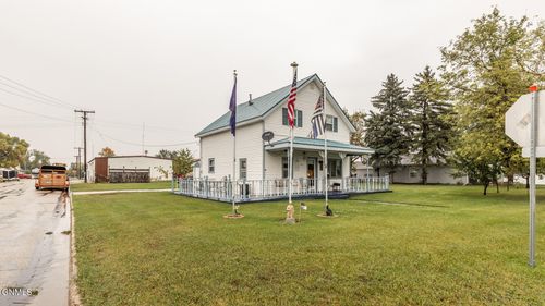 122 Burleigh Rd, Wilton, ND, 58579-7114 | Card Image