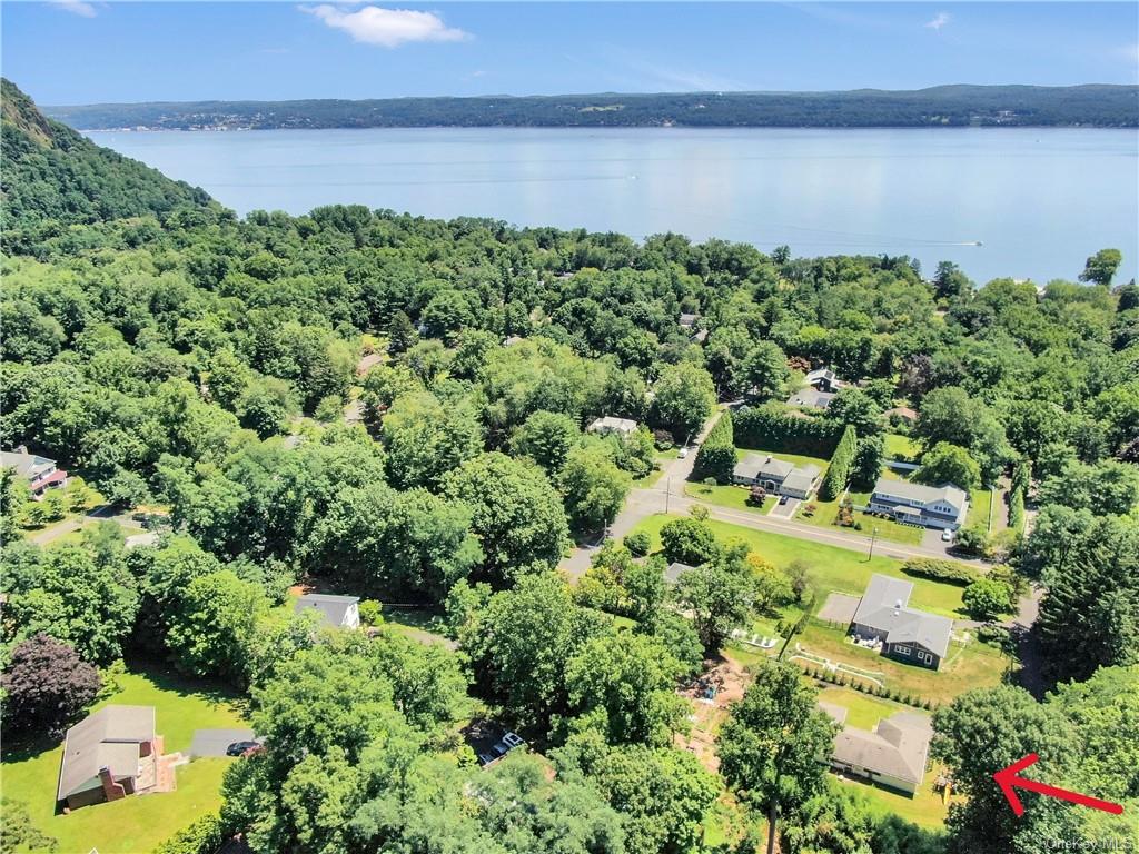 Bliss Ln, Nyack, NY 10960