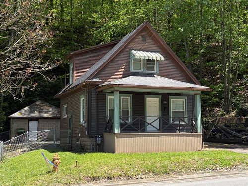 741 15th St, Franklin, PA, 16323-1732 | Card Image