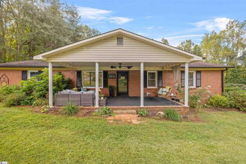 581 Red Hill Rd, Pickens, SC, 29671-9190 | Card Image