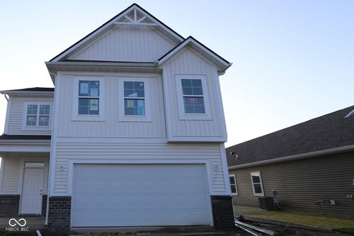 2293 Marjorie Way, Shelbyville, IN, 46176-7070 | Card Image