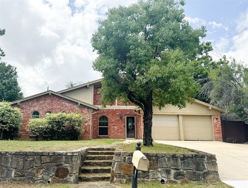 7804 Daniel Dr, North Richland Hills, TX, 76182-3948 | Card Image