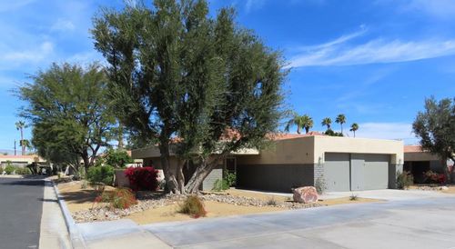 90-3092 Sunflower Cir E, Palm Springs, CA, 92262-1795 | Card Image