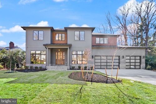 6013 Woodland Ter, MCLEAN, VA, 22101-4230 | Card Image