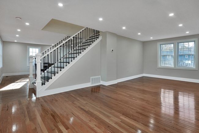 186 Elm St, House other with 4 bedrooms, 3 bathrooms and 8 parking in Andover MA | Image 8