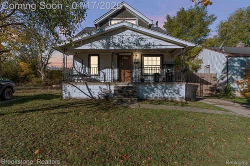 6225 Stahelin Ave, Detroit, MI, 48228-3832 | Card Image