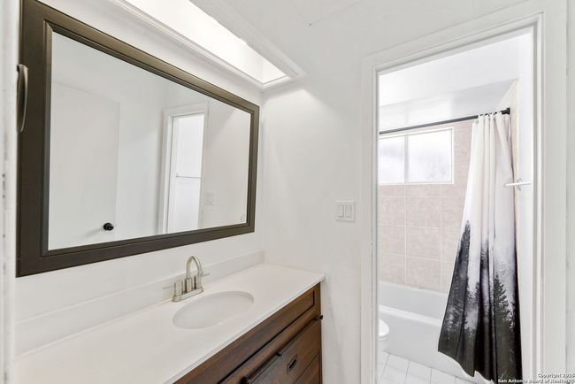 APT-37H - 8915 Datapoint Dr, Condo with 3 bedrooms, 2 bathrooms and null parking in San Antonio TX | Image 18