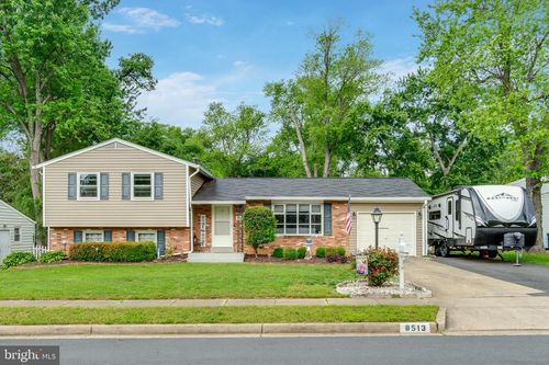 8513 Fairburn Dr, SPRINGFIELD, VA, 22152-3225 | Card Image