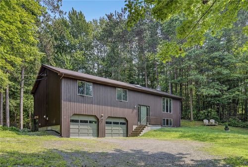121 Yellow Barn Rd, Freeville, NY, 13068-9678 | Card Image