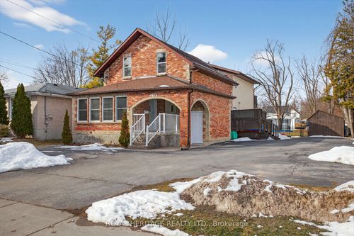 71 Albert St S, Lindsay, ON, K9V3H3 | Card Image