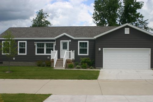 2769 Naples Ct, Lapeer, MI, 48446-3560 | Card Image