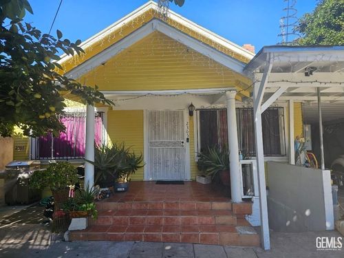 2305 W 2nd St, LOS ANGELES, CA, 90057-2003 | Card Image