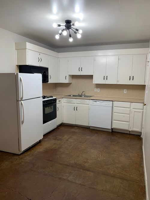 2-1108 W 22nd St, Austin, TX, 78705-5372 | Card Image