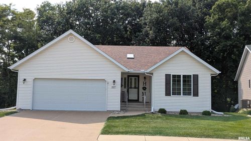 14-2027 Villa Pines Cir, Carbon Cliff, IL, 61239-8826 | Card Image