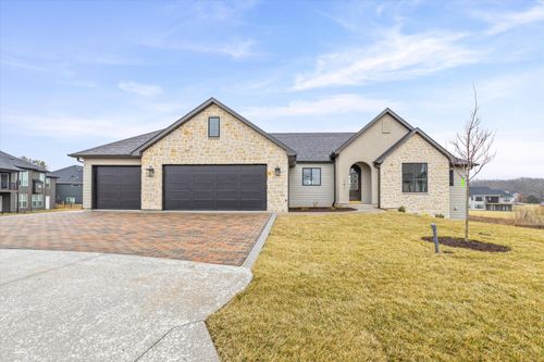 141 Donald Neil Ct, Columbia, MO, 65203-8577 | Card Image