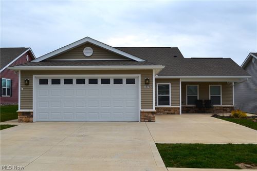 1572 Arrow Dr, Ashland, OH, 44805-3001 | Card Image