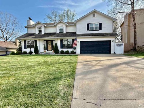 3905 W 8th St, Lawrence, KS, 66049-3608 | Card Image