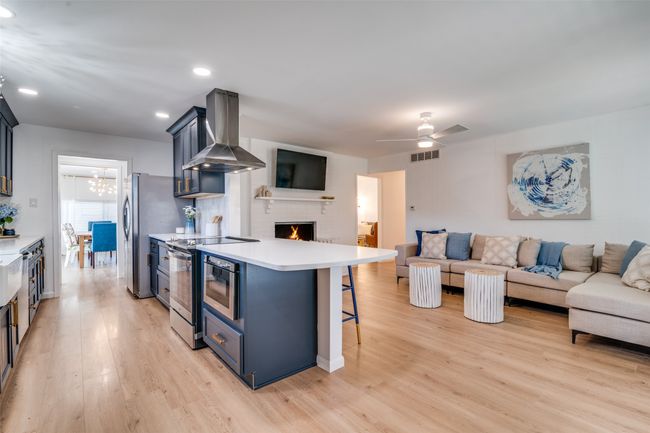 13660 Purple Sage Rd, House other with 3 bedrooms, 2 bathrooms and null parking in Dallas TX | Image 16