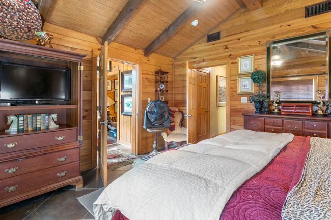 12700 Cabin Creek Loop, House other with 4 bedrooms, 3 bathrooms and null parking in Lonsdale AR | Image 22
