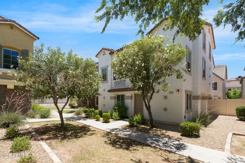 751 N Port Dr, Gilbert, AZ, 85233-3614 | Card Image