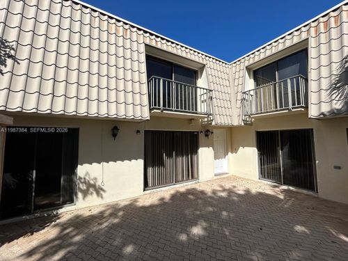 apt-204-1700 Embassy Dr, West Palm Beach, FL, 33401-1961 | Card Image