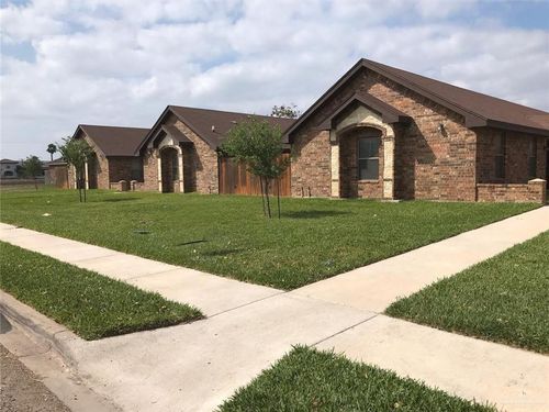 c-112 W Amy Dr, San Juan, TX, 78589-3575 | Card Image