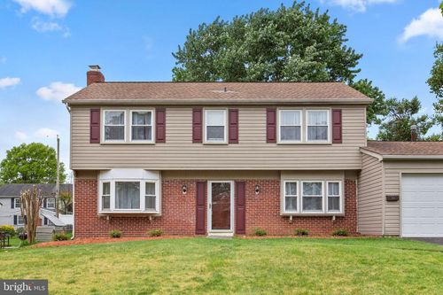 4004 Croydon Ln, BOWIE, MD, 20715-1364 | Card Image