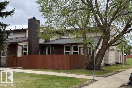 17106 Street North-West, Edmonton, AB, T6L2N7 | Card Image