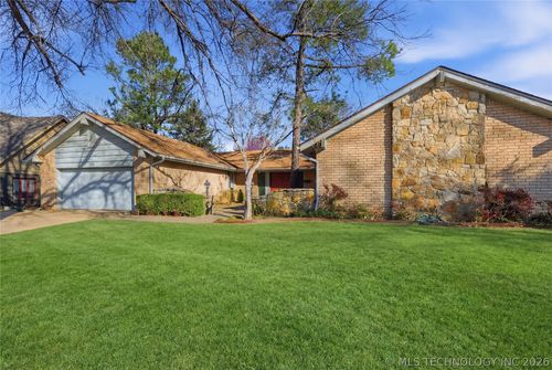 6213 E 49th Street, Tulsa, OK, 74135 | Card Image