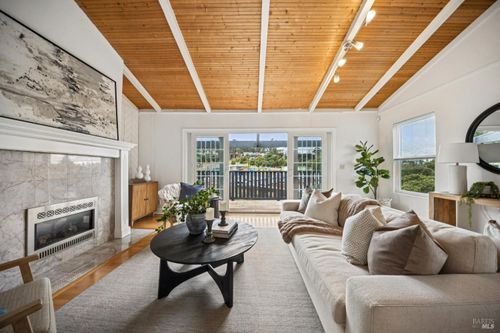 621 Nevada St, Sausalito, CA, 94965-1655 | Card Image