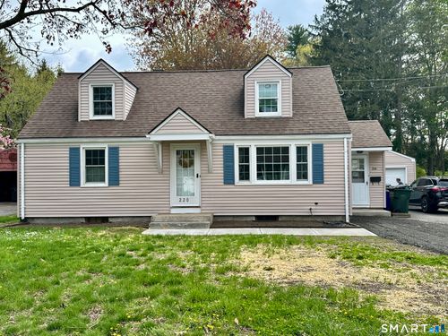 220 S Elm St, Windsor Locks, CT, 06096-2610 | Card Image