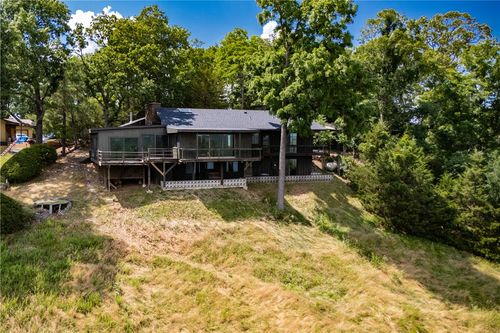 409 Hillcrest Rd, Eureka Springs, AR, 72631-9083 | Card Image