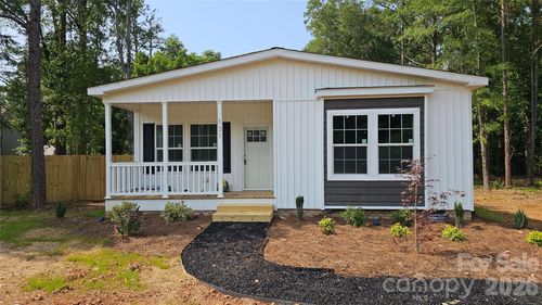 131 Boxwood Ln, Forest City, NC, 28043-0080 | Card Image