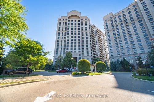 809-9255 Jane St, Vaughan, ON, L6A0K1 | Card Image