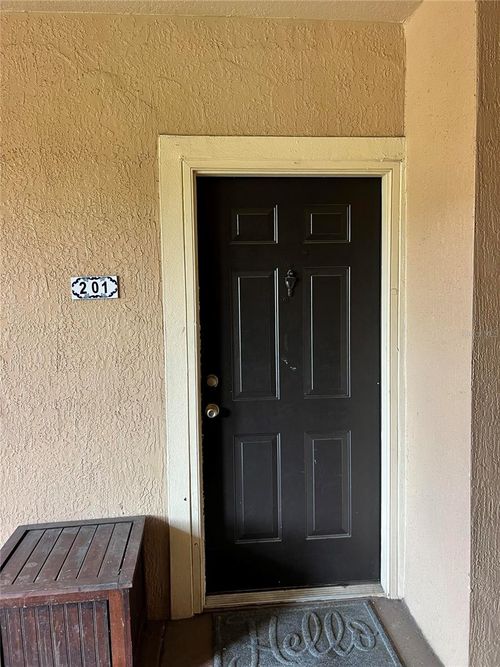 201-5512 Metrowest Blvd, ORLANDO, FL, 32811-2431 | Card Image