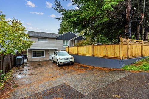 9893 132 St, Surrey, BC, V3T3S7 | Card Image