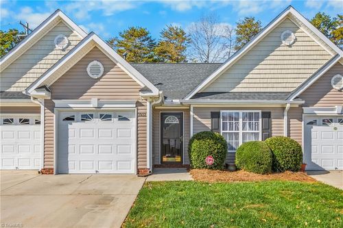 3932 Creekside Ct, Winston-Salem, NC, 27127-7385 | Card Image