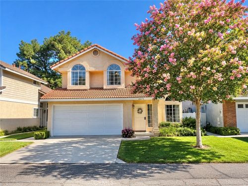 26676 Whippoorwill Pl, Canyon Country, CA, 91351-5537 | Card Image