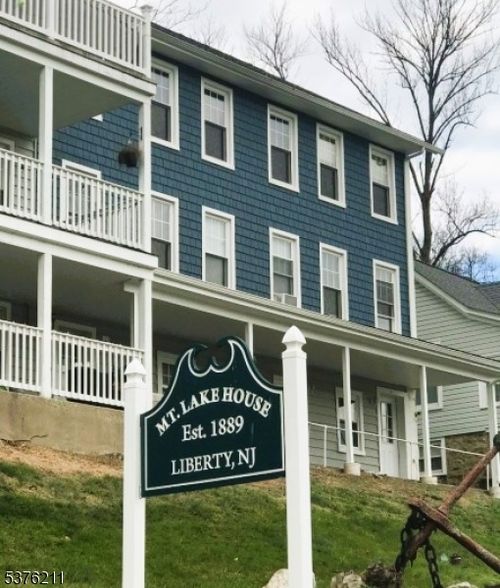 144 Lakeside Dr W, Belvidere, NJ, 07823-3159 | Card Image