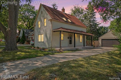 5541 Arden Ave, Warren, MI, 48092-1192 | Card Image