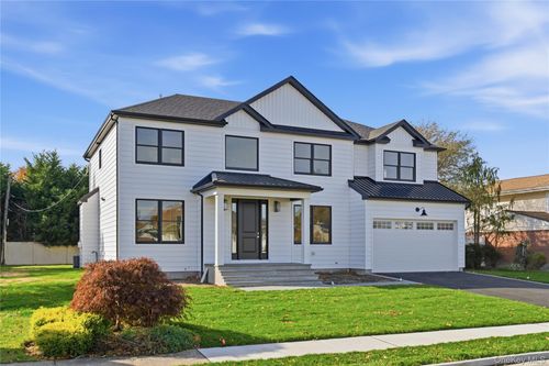 16 Otsego Pl, Jericho, NY, 11753-1406 | Card Image