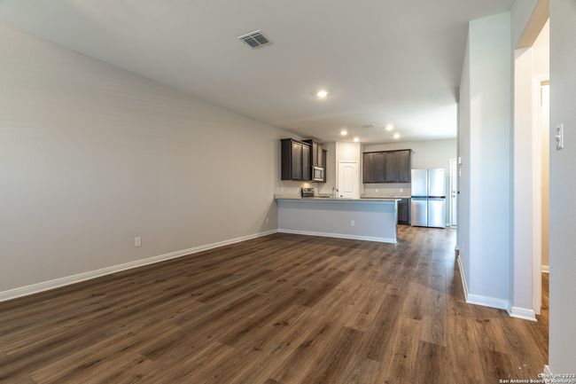 9106 Canvas Run, House other with 5 bedrooms, 3 bathrooms and null parking in Converse TX | Image 5