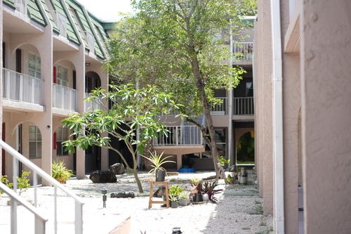 37-1100 Se 4th Ave, Deerfield Beach, FL, 33441-6988 | Card Image