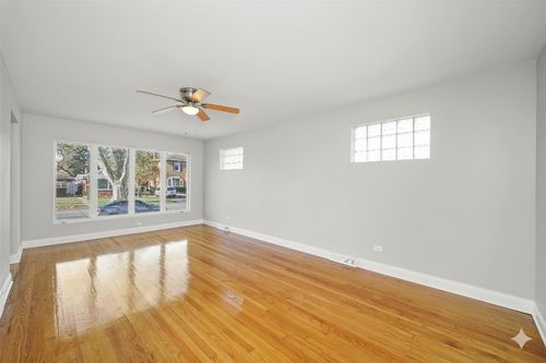 14129 S Michigan Ave, Riverdale, IL, 60827-2233 | Card Image