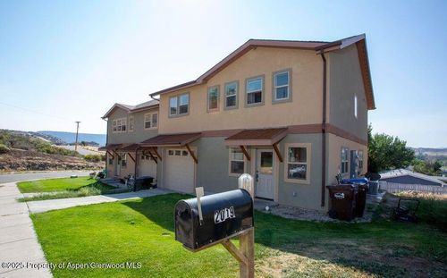 2019 E Ballard Ave, Silt, CO, 81652-8856 | Card Image