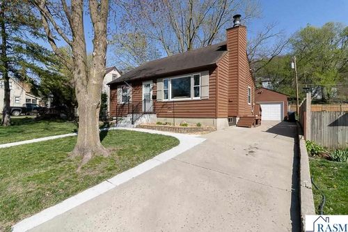 1419 N 5th Street, Mankato, MN, 56001 | Card Image