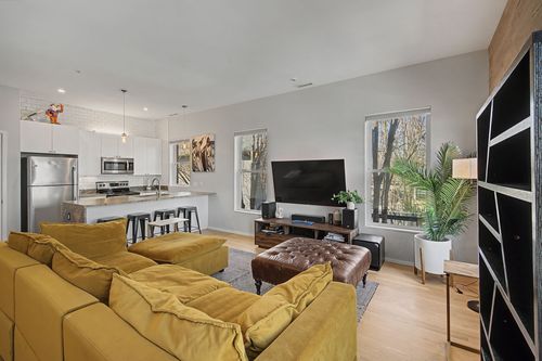 414-1200 5th Ave N, Nashville, TN, 37208-2734 | Card Image