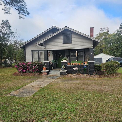 403 N Church St, Hahira, GA, 31632-1107 | Card Image