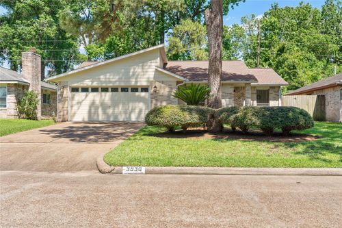 3930 Sweet Gum Trl, Kingwood, TX, 77339-1001 | Card Image