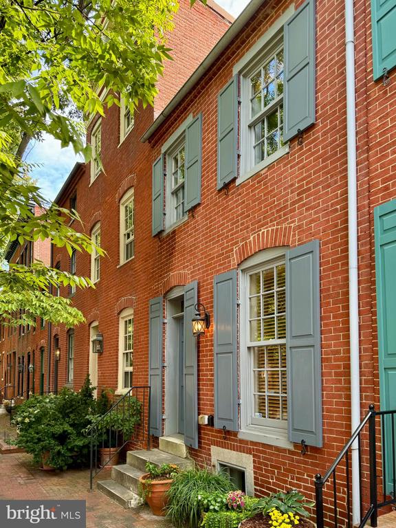 Hill St, Baltimore, MD 21230